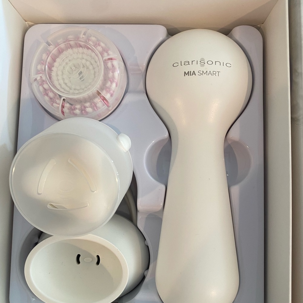 Clarisonic Mia Smart - like new!